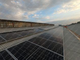 industrial roof top solar power plant